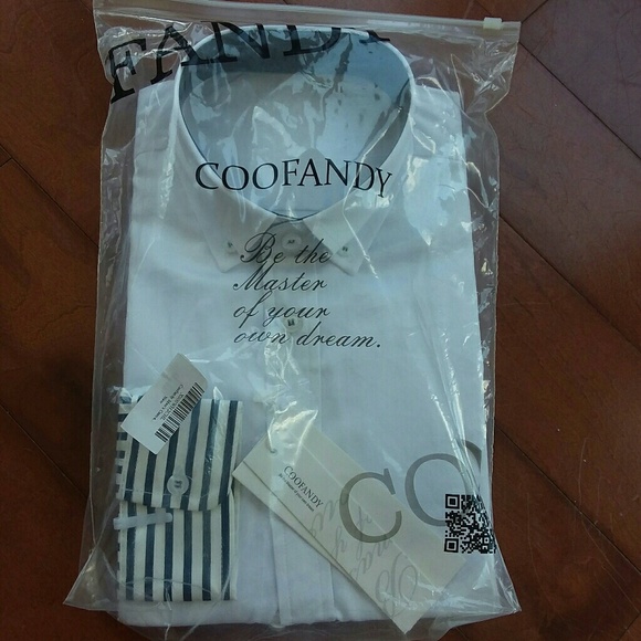 Nwt white button down - Picture 2 of 4